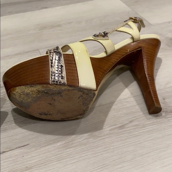 Louis Vuitton Vintage Snake Skin Wood Bottom Heels - 39 - Picture 9 of 10